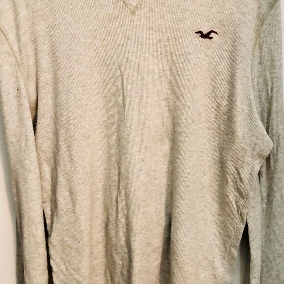 Hollister shirt   - Picture 1 of 4